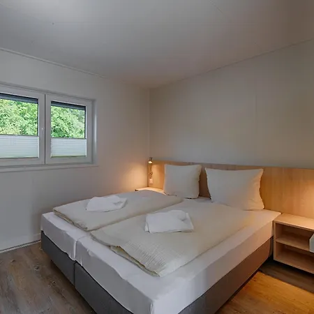 Karlslust 3*