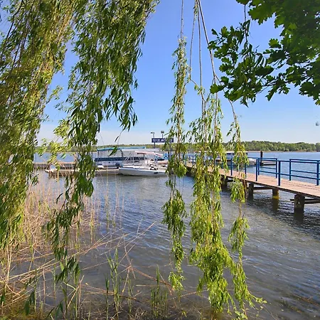 ホテル Karlslust シュトルコウ