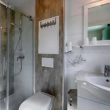 Karlslust Hotel 3*