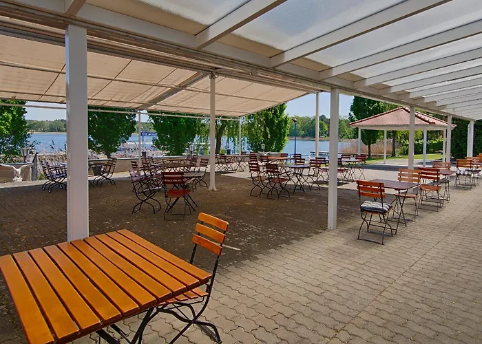 Karlslust ホテル 3*