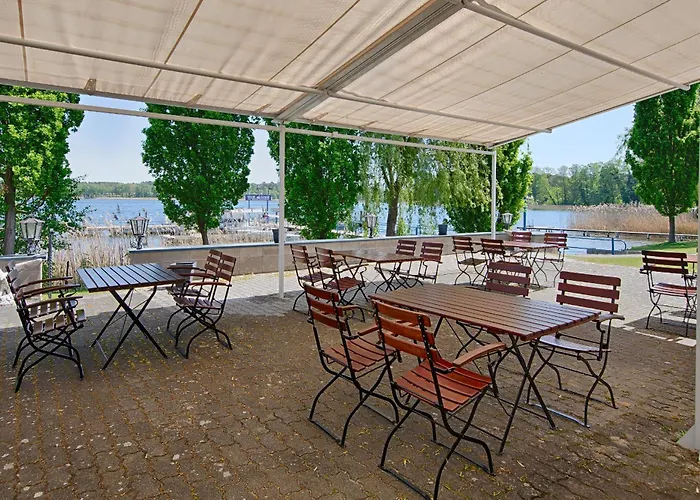 ホテル Karlslust 3*