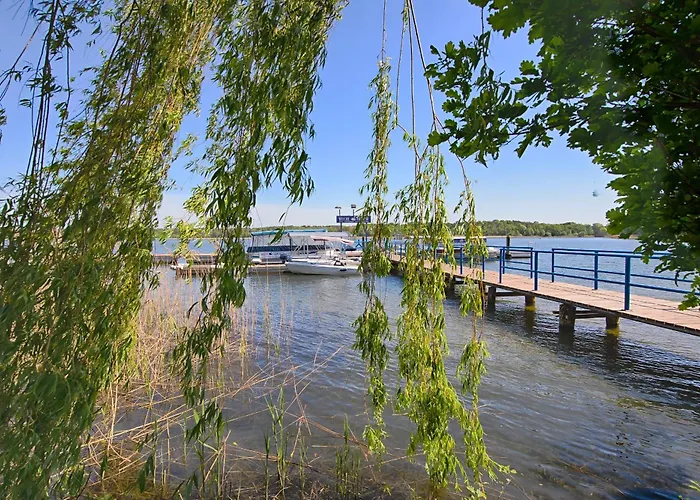 ホテル Karlslust シュトルコウ